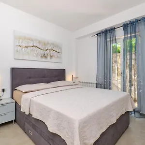 Leonida Mali Lošinj